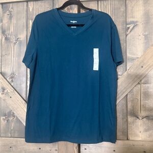 Goodfellow & Co Men's Blue V-Neck Shirt - Large